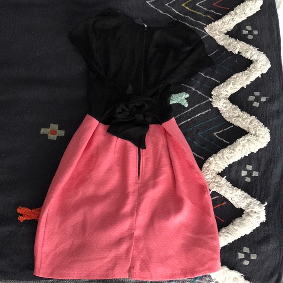 Pink and Black girl dress. - Picture 2 of 3